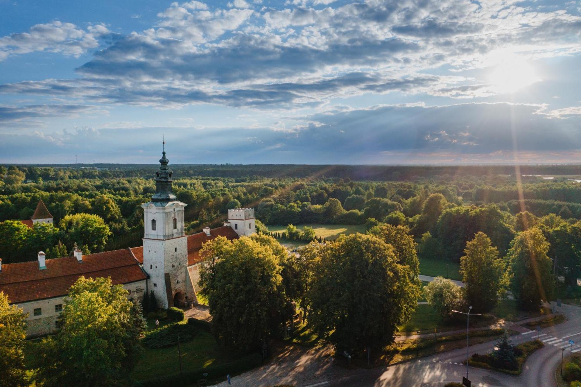 Hotel Podklasztorze Sulejów 外观 照片